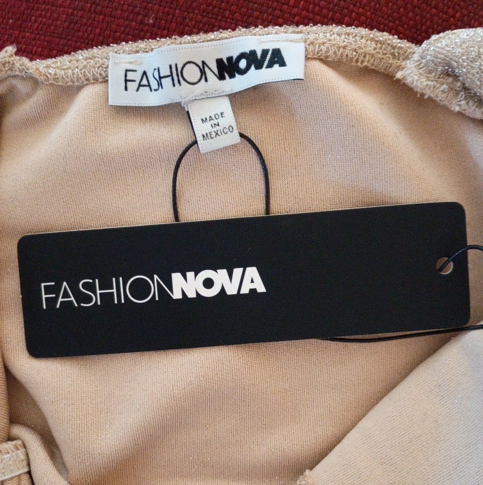 Fashion Nova Sparkling Gold Top - Picture 6 of 7